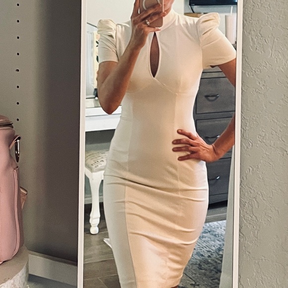 Bebe off white puffed sleeve keyhole bodycon midi dress size S - Picture 6 of 8